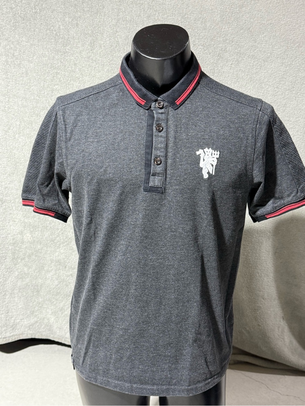 Manchester United Polo Shirt Size Large Embroidered Logo